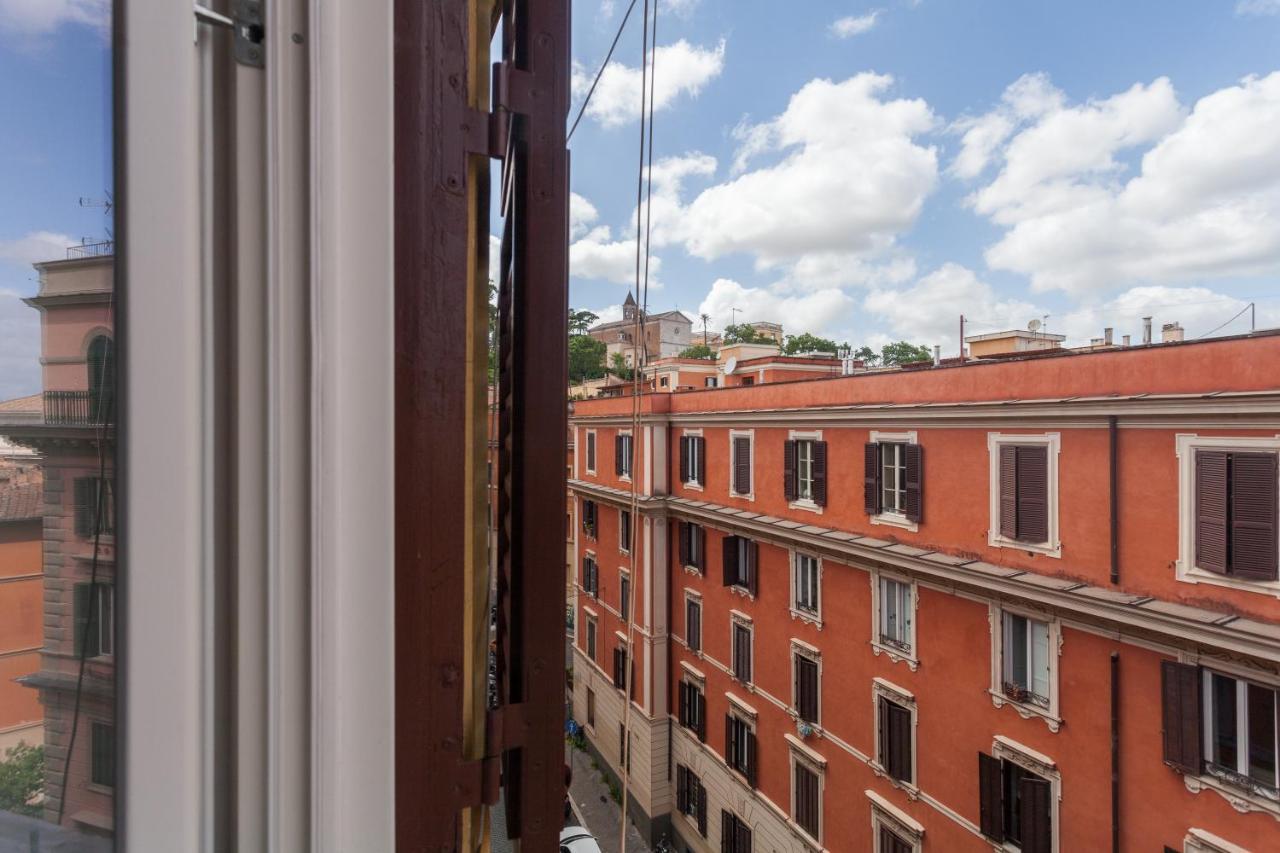 Ambio Suites Luxury Trastevere โรม ภายนอก รูปภาพ