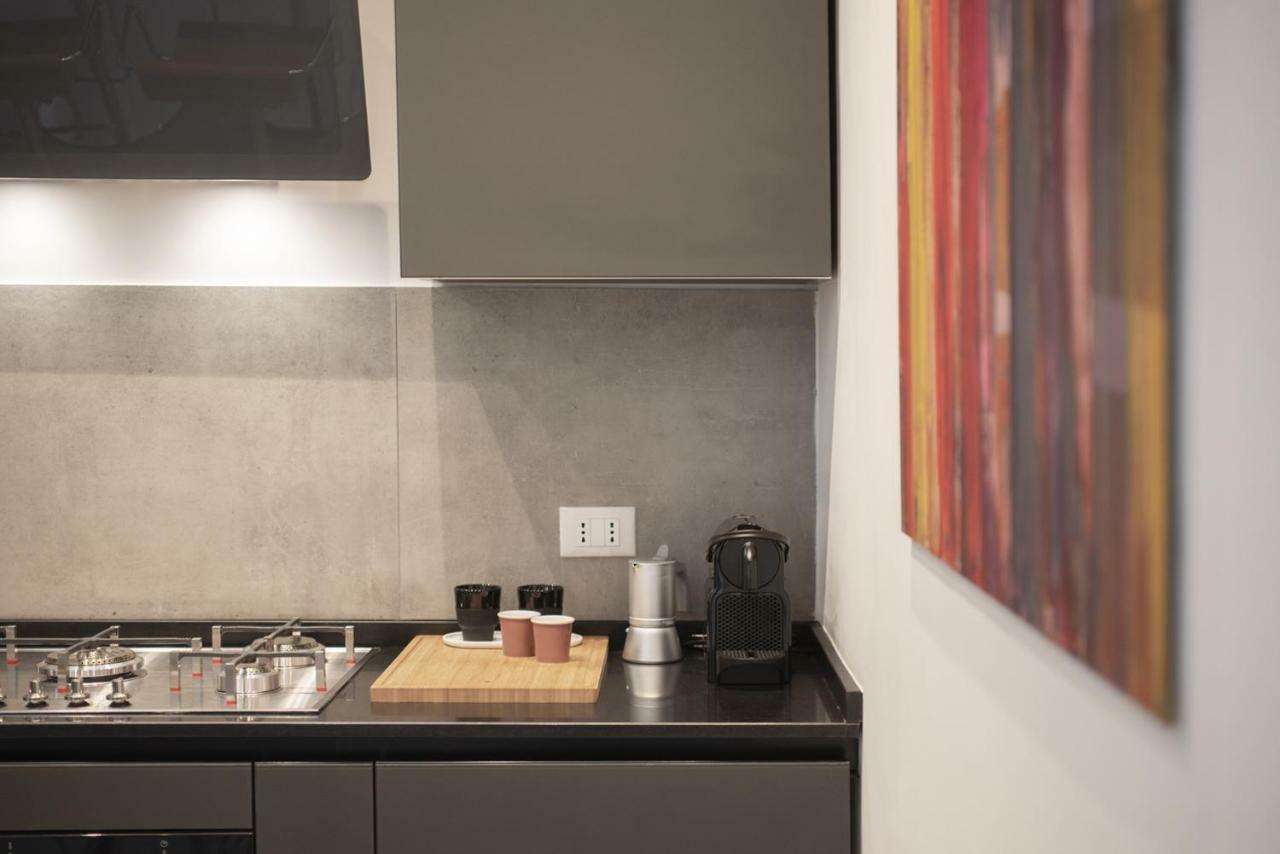 Ambio Suites Luxury Trastevere โรม ภายนอก รูปภาพ