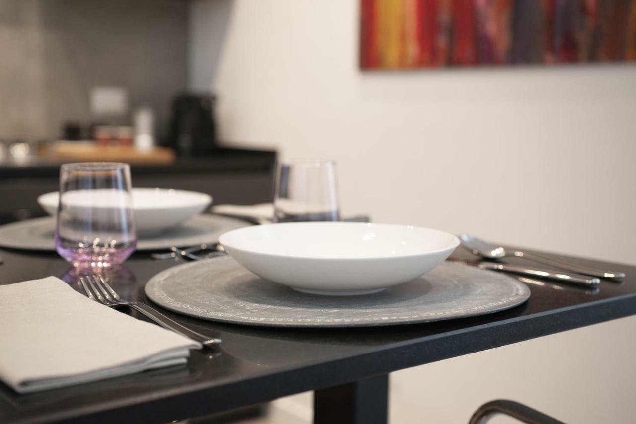 Ambio Suites Luxury Trastevere โรม ภายนอก รูปภาพ