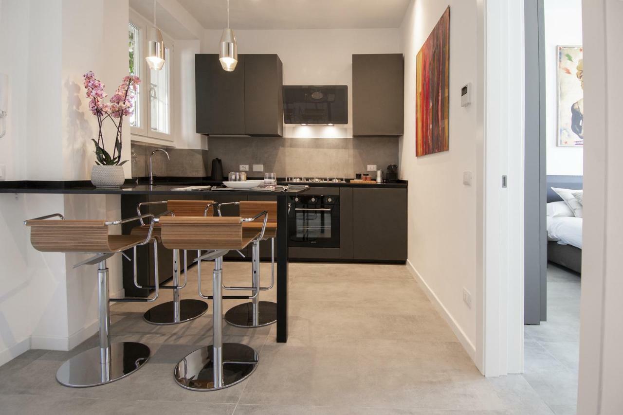 Ambio Suites Luxury Trastevere โรม ภายนอก รูปภาพ