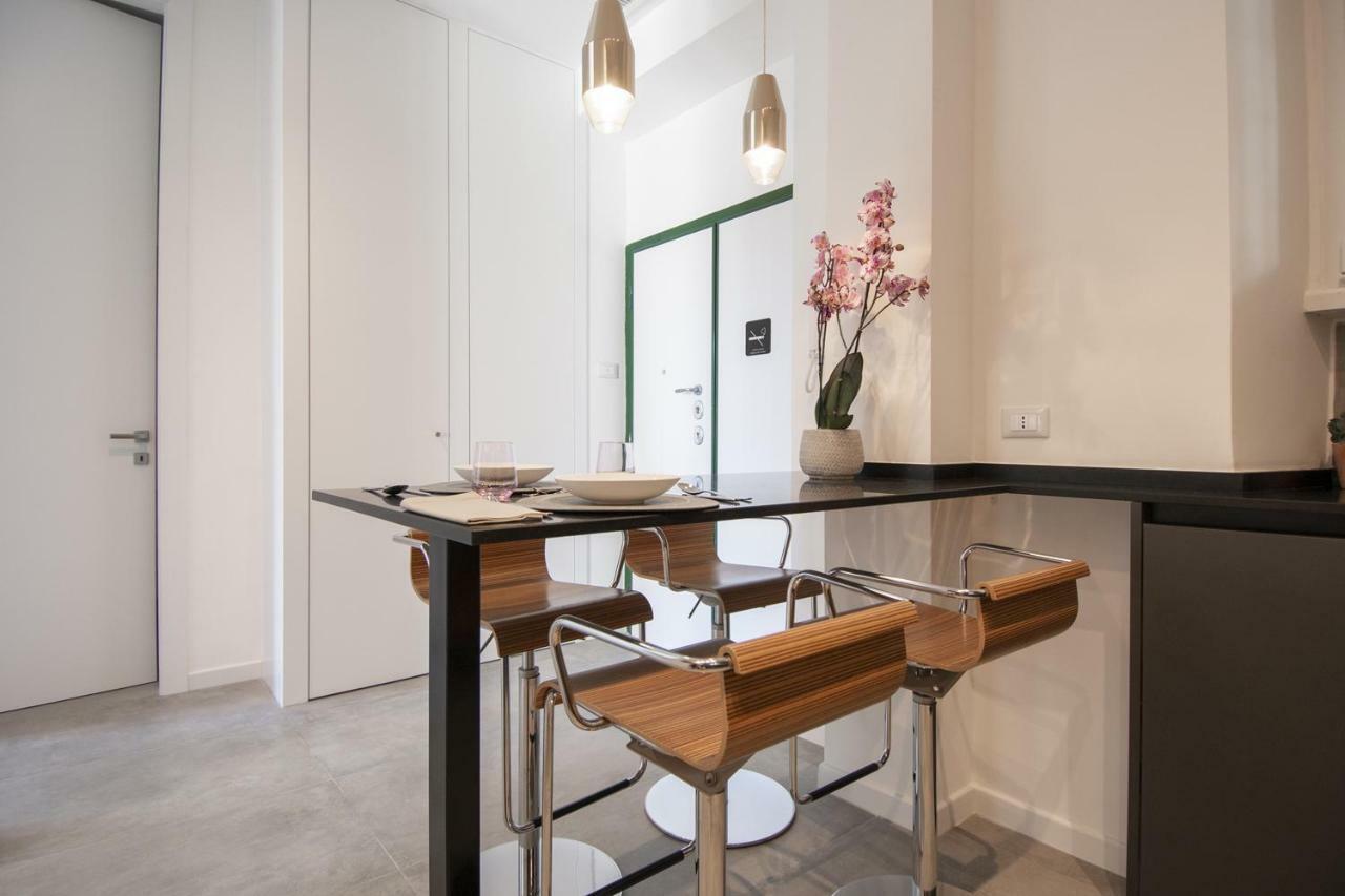 Ambio Suites Luxury Trastevere โรม ภายนอก รูปภาพ